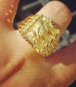 Anillo laminado en oro de 24k