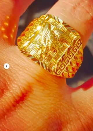 Anillo laminado en oro de 24k