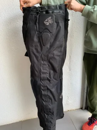 Chaqueta y Pantalón Moto