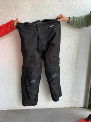 Chaqueta y Pantalón Moto