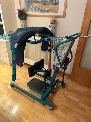 OFERTA! Grúa AKS Dúo + arnés bipidestación