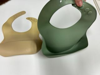 2 Baberos Silicona Bebé