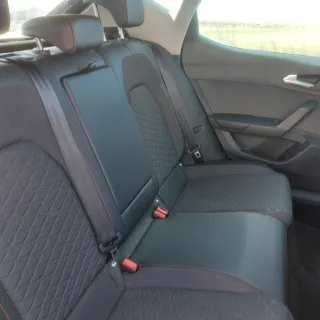 SEAT Leon 2025 **Nuevo solo 4.500km**