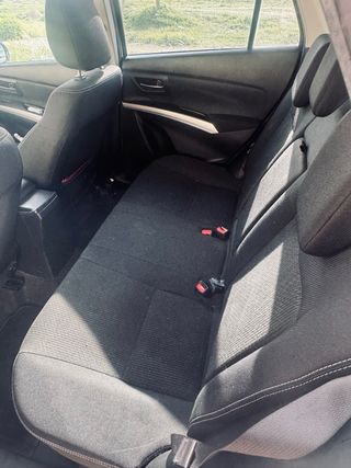 se vende suzuki Scross SX4