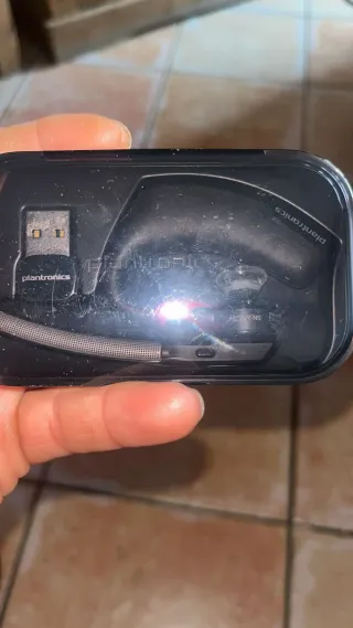 Plantronics Auricular Bluetooth + Dongle USB