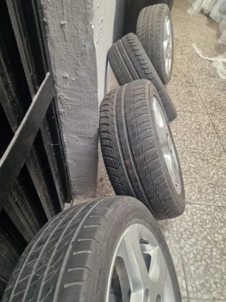 4 Llantas Ford 195/50/15 82V