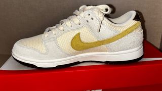 Nike Dunk Low Beige/Amarillo Talla 38.5