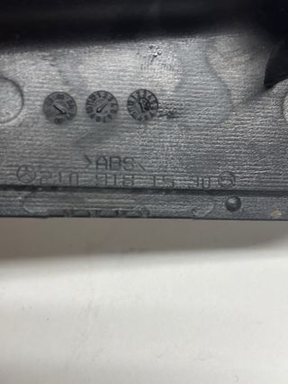 Plastico asiento A2109181530 (c)