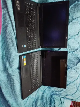 2 portatili Lenovo neri