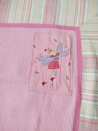 Alfombra infantil de tela para cuarto de niña