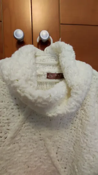 Jersey de lana blanco de cuello alto