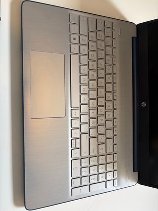 HP Intel i5 8GB RAM 512GB SSD