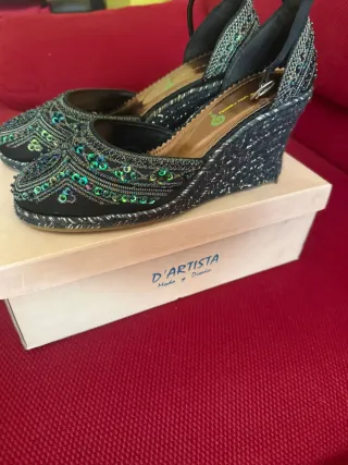 Zapatos de fiesta bordados Talla 39