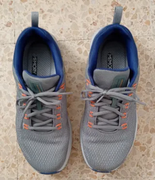 Zapatillas Skechers Gris y Azul