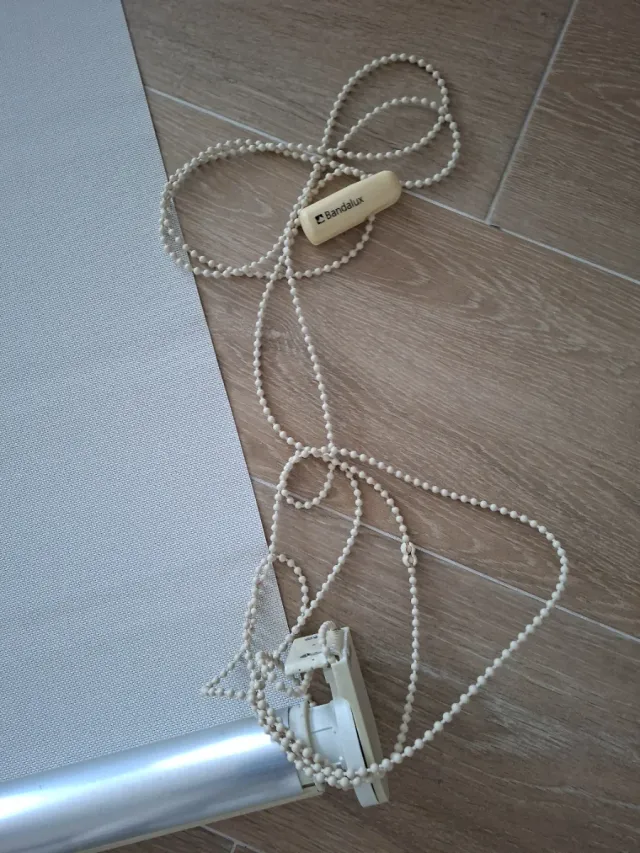 Estor Bandalux beige tela