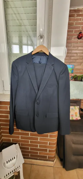 Traje de hombre azul
