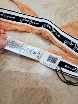 Sujetador Pepe Jeans naranja sin estrenar.