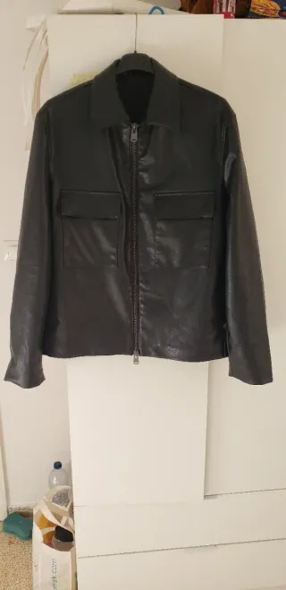Chaqueta de cuero Zara Talla M