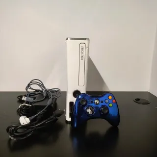 Xbox 360 Slim 250gb completa