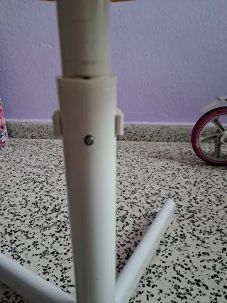 Silla infantil de oficina amarilla