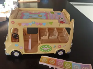 Autobús Doble Guardería Sylvanian Families