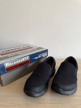 Zapatillas Skechers Work Relaxed Fit Negras
