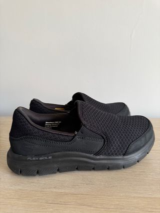 Zapatillas Skechers Work Relaxed Fit Negras