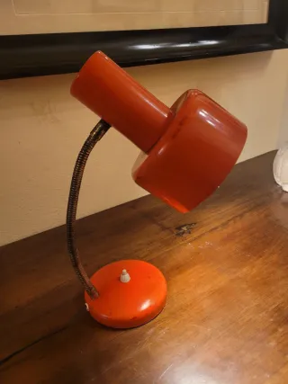 Lampada da tavolo vintage arancione