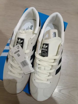 Zapatillas Adidas Beige/Marrón