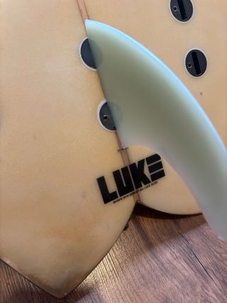 Tabla de surf 5’11 Luke Budd