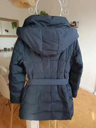 Chaqueta de plumón azul Zara