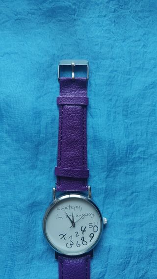 Reloj Morado Whatever I'm Late Anyway