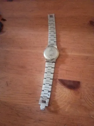 Reloj vintage dorado y plateado