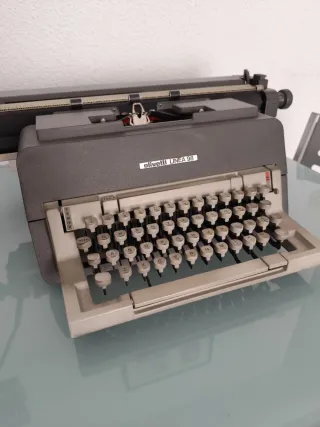 Olivetti Línea 98 Máquina de Escribir