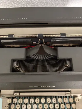 Olivetti Línea 98 Máquina de Escribir