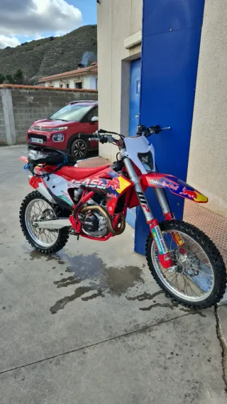Gas Gas MC 450 factory 2023(Motocross)