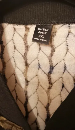 Cazadora bomber camuflaje mujer talla 52