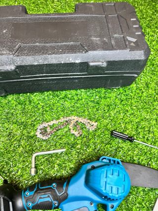 Mini Sierra Eléctrica Inalámbrica