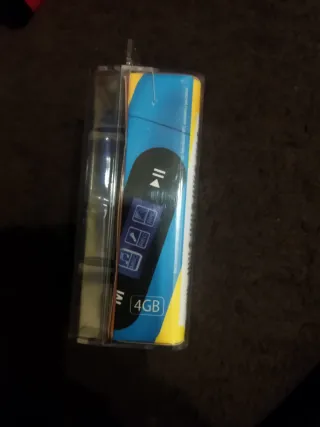 Reproductor MP3 SPC con Radio FM