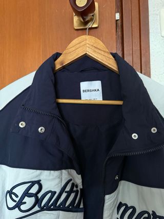 Chaqueta Bershka Baltimore Talla S