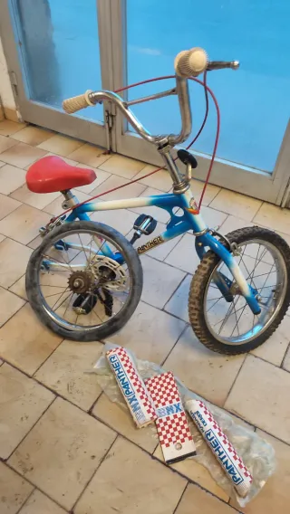 Bicicleta BMX Clásica Infantil