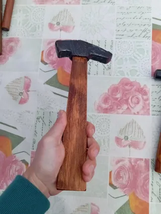 Antichi martelli in legno