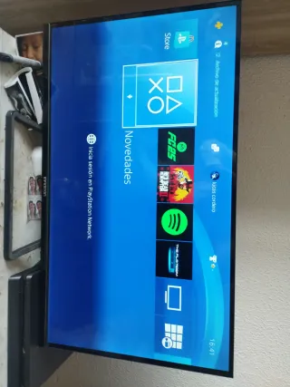 Consola PS4 1TB Negra + Mando