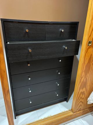 Cómoda 7 cajones negra