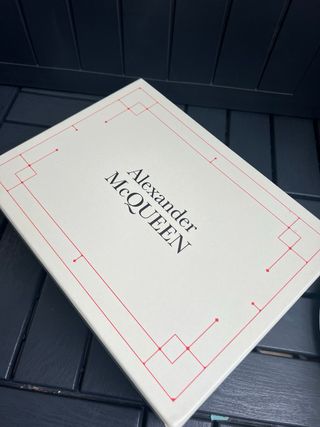 Alexander McQueen Sapatilhas Brancas e Pretas