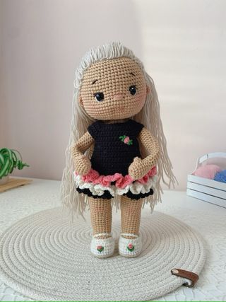 Muñeca Crochet Artesanal