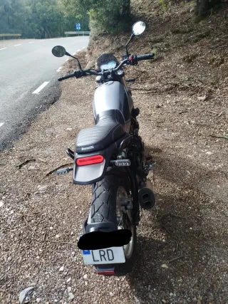 Benelli Leoncino 500 Trail Plata