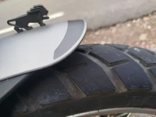 Benelli Leoncino 500 Trail Plata