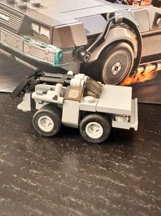 Lego Regreso al Futuro DeLorean