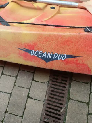 Kayak pesca y recreo Mide 380cm largo, 85cm ancho